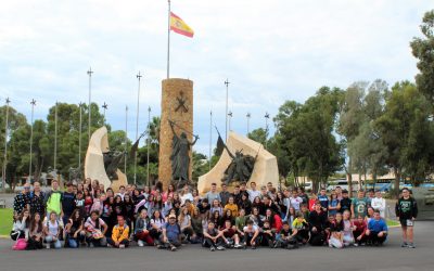 Los alumnos del IES El Alquián visitan la base militar Álvarez de Sotomayor