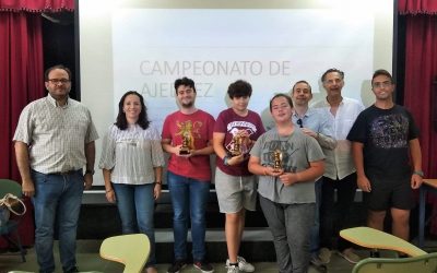 Entrega de premios del campeonato de ajedrez  del IES EL ALQUIÁN